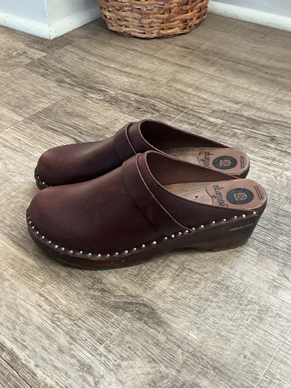 Swedish Clogs Troentorp Da Vinci Brown Pull Up Size US Womens 6.5/ EU 37